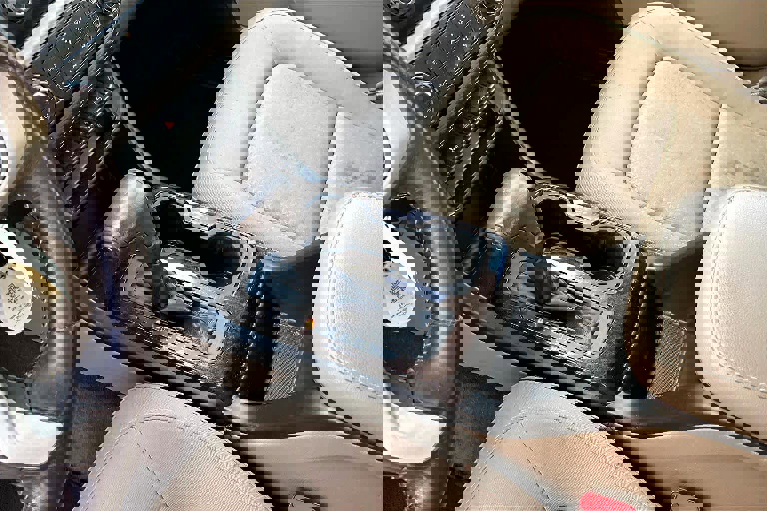 Used 2015 GMC Canyon SLE w/ SLE Convenience Package image 16