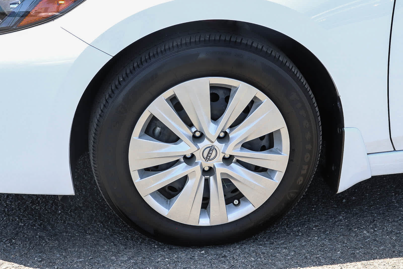 Used 2024 Nissan Sentra S FWD image 14