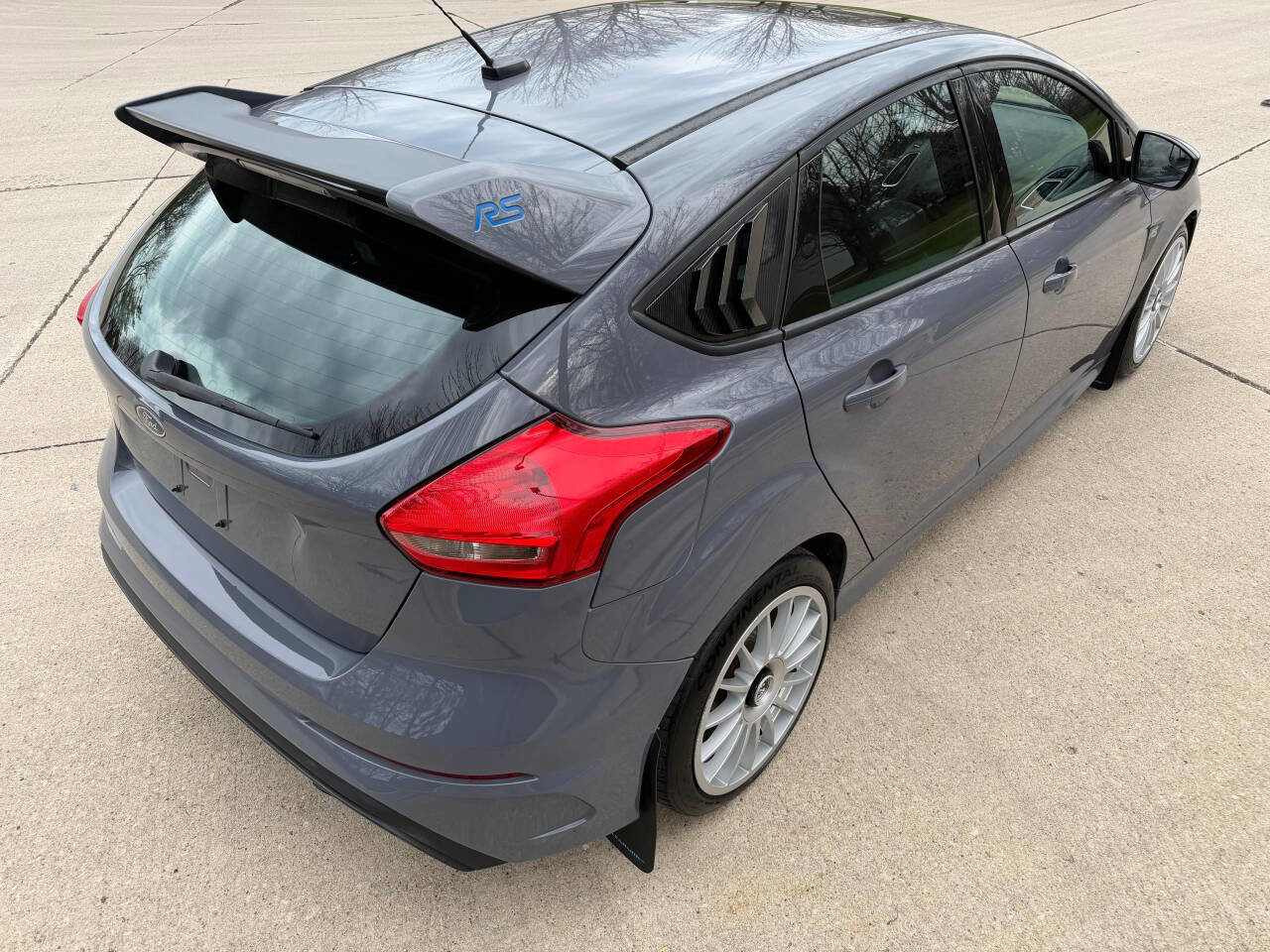 Used 2017 Ford Focus RS AWD/4WD image 35