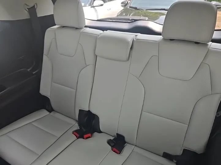 Used 2023 Kia Telluride S w/ S Sunroof Package AWD/4WD image 8
