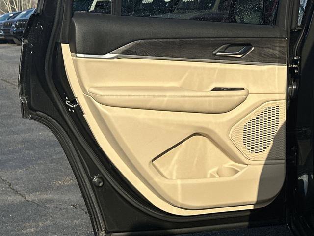 Certified 2023 Jeep Grand Cherokee L Limited w/ Trailer Tow Group (B) image 22