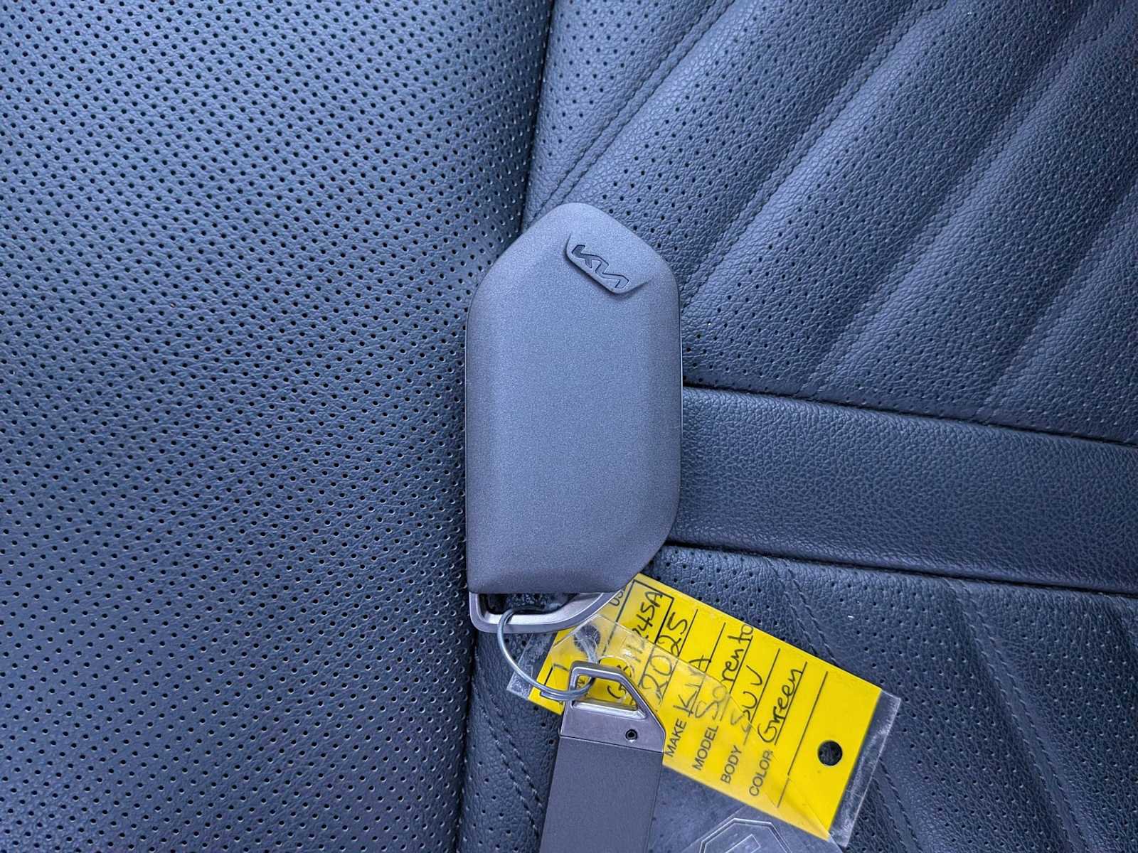 Used 2025 Kia Sorento SX Prestige image 38