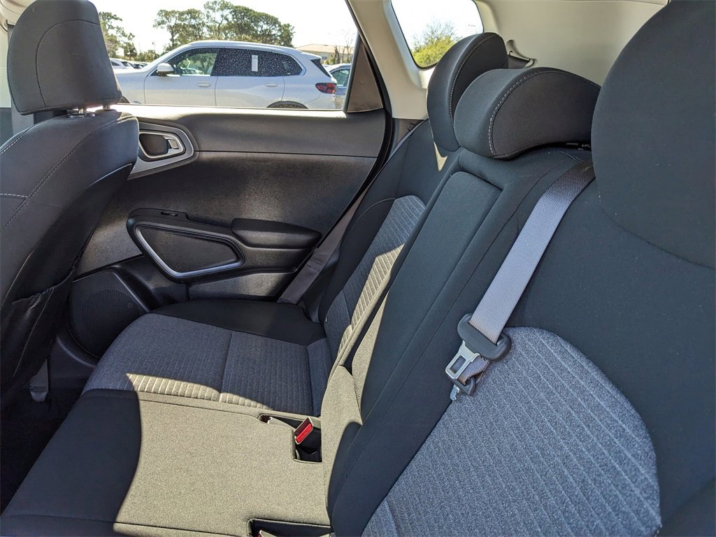 Certified 2024 Kia Soul EX image 17