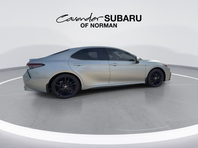 Used 2021 Toyota Camry XSE image 9