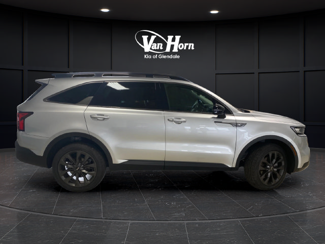 Used 2021 Kia Sorento EX w/ EX AWD X-Line Package image 8