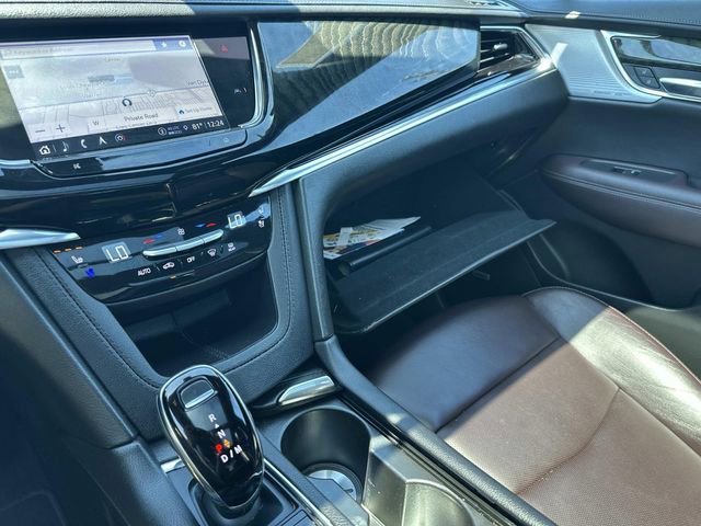 Used 2023 Cadillac XT6 Premium Luxury AWD/4WD image 35