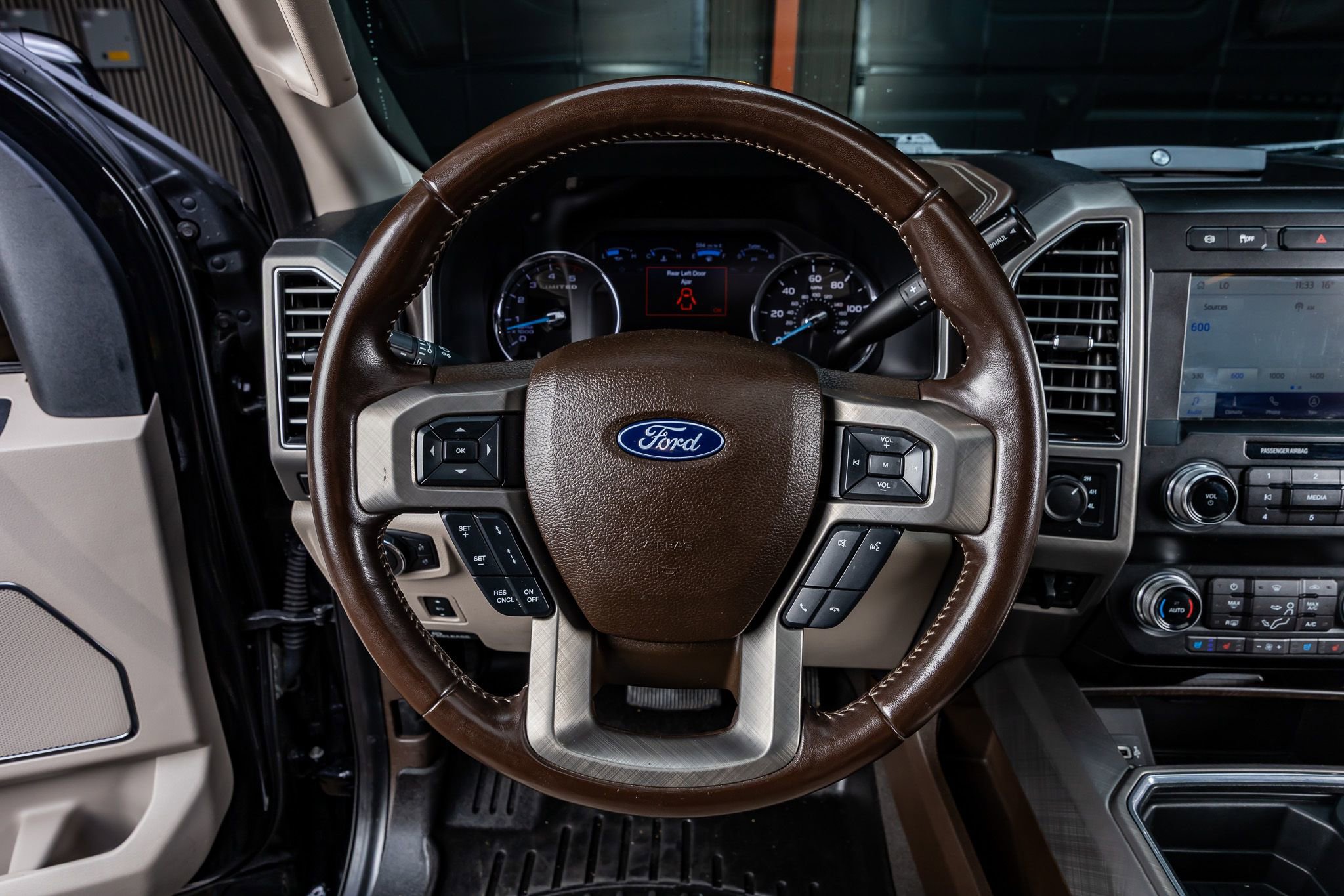 Used 2019 Ford F450 Limited AWD/4WD image 18