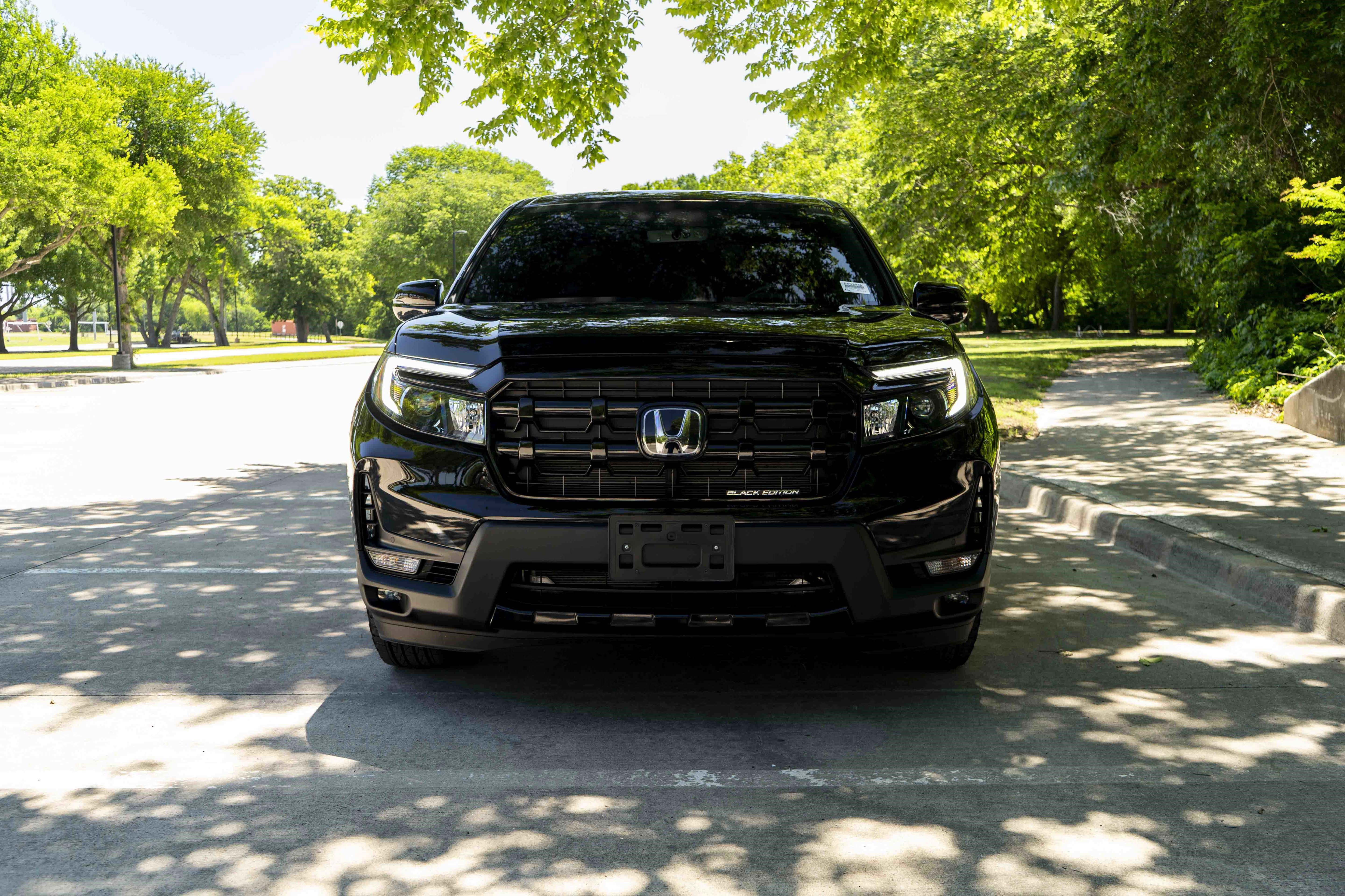 Used 2025 Honda Ridgeline Black Edition image 3