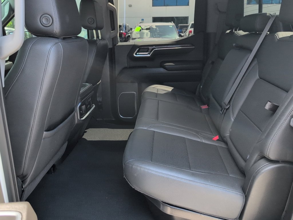 Used 2023 Chevrolet Silverado 1500 LTZ w/ Technology Package RWD image 12