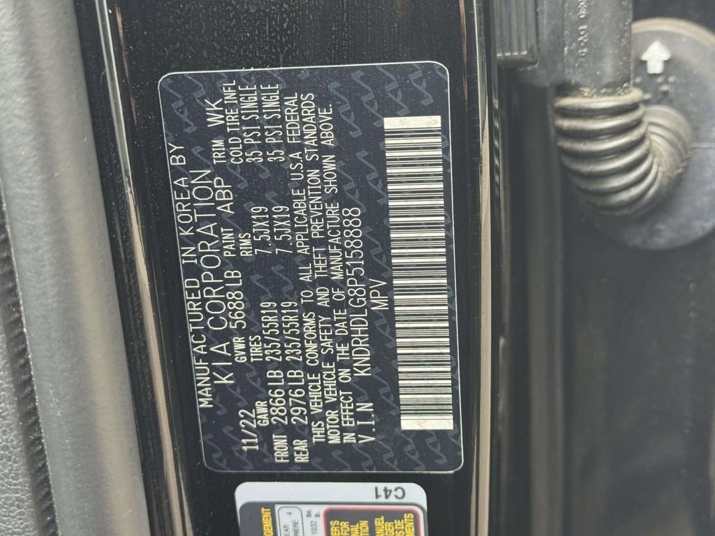 Used 2023 Kia Sorento EX image 18