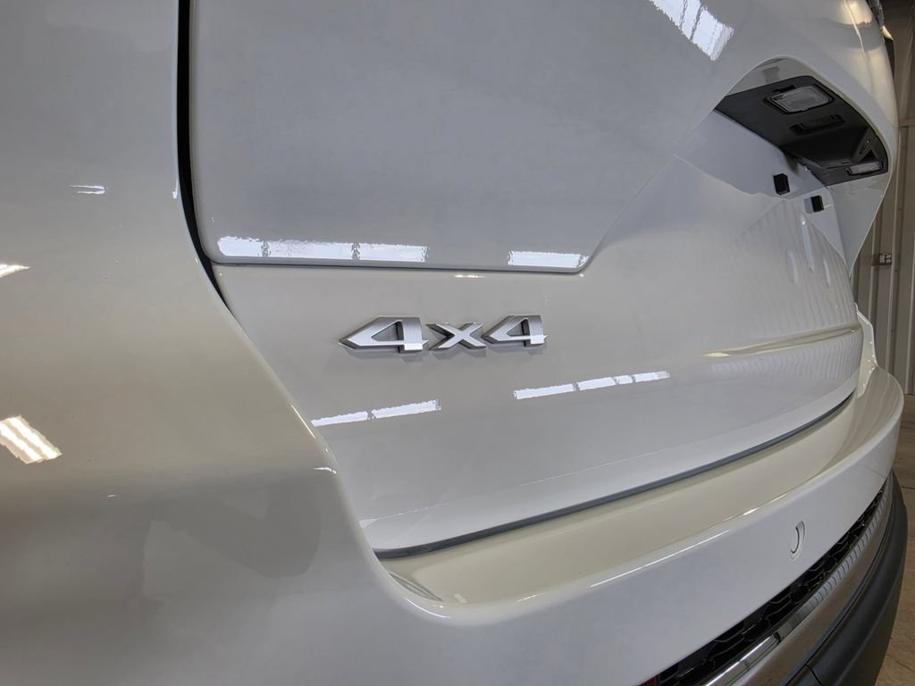 New 2026 Jeep Grand Cherokee Laredo X AWD/4WD image 11