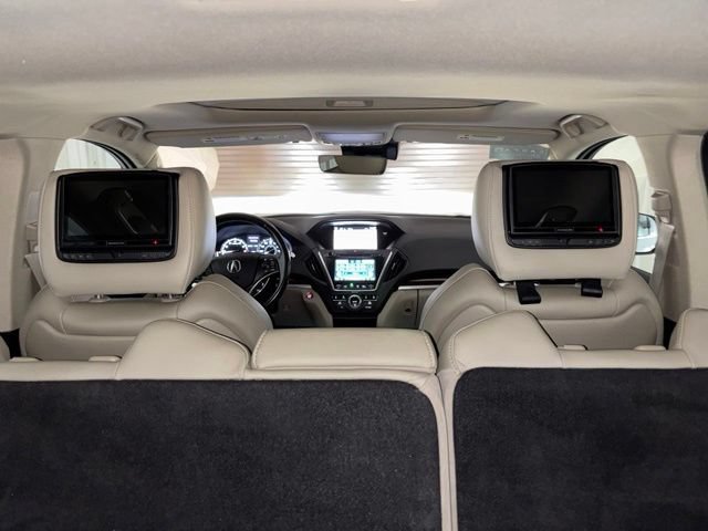 Certified 2017 Acura MDX w/ Technology Package FWD image 15
