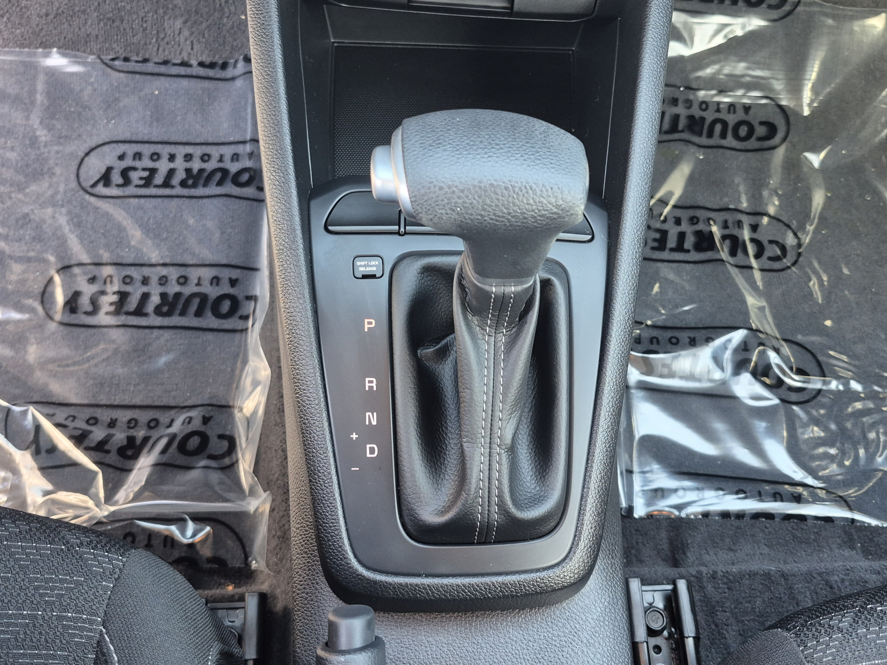 Used 2022 Kia Rio S FWD image 25