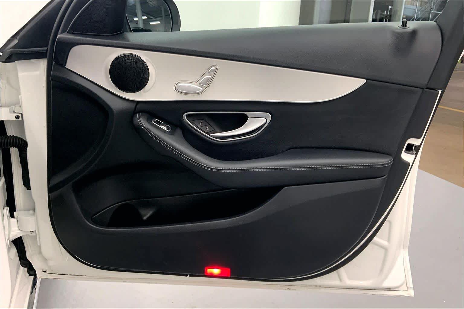 Used 2019 Mercedes-Benz C 300 Sedan image 9