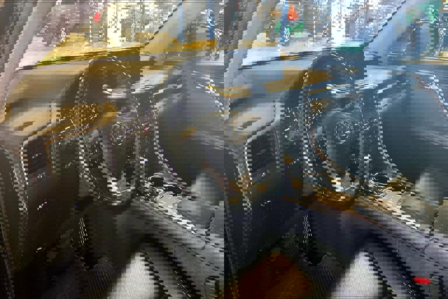 Used 2020 Lexus RX 350 FWD w/ Accessory Package image 15