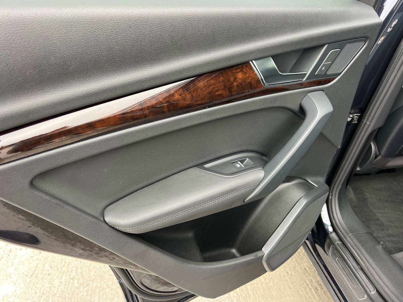 Used 2019 Audi Q5 2.0T Premium Plus w/ Premium Plus Package image 22