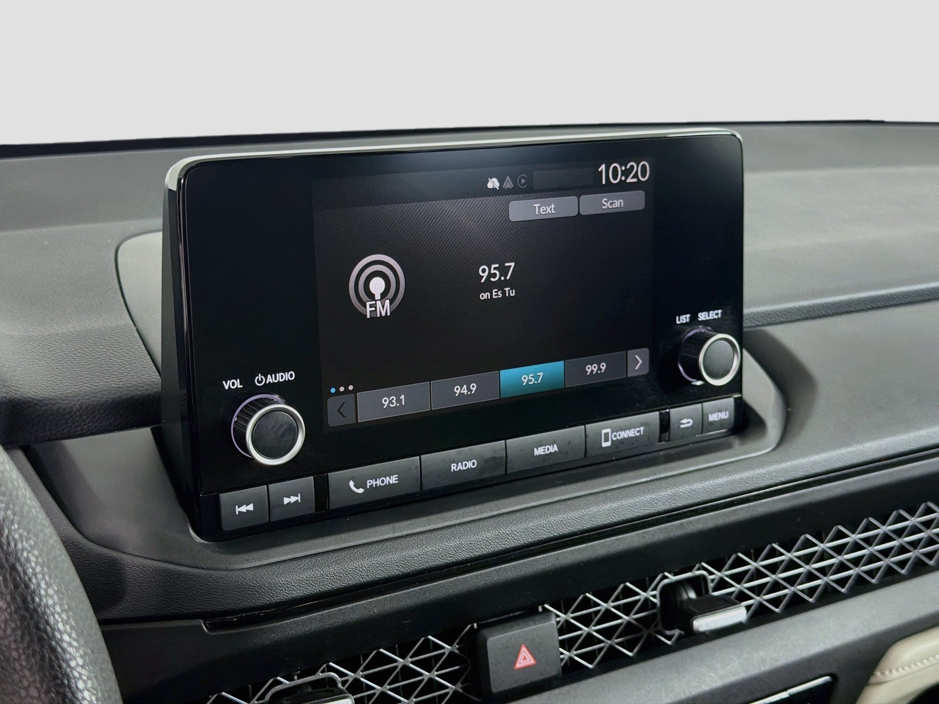 Used 2025 Honda Accord SE image 30