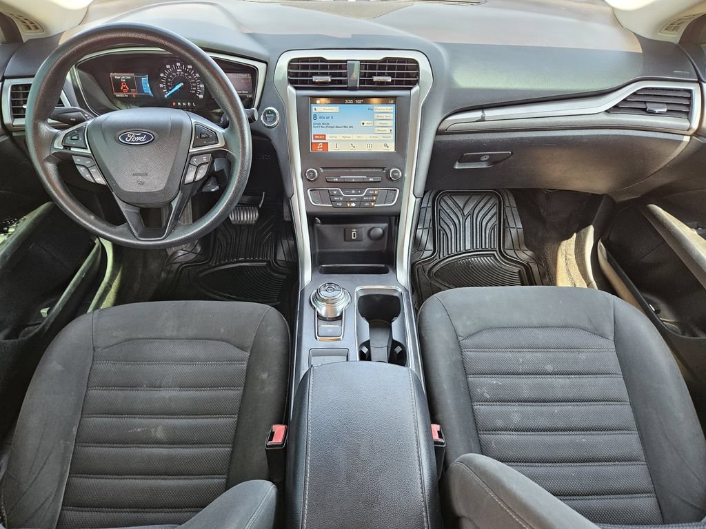 Used 2018 Ford Fusion SE w/ Fusion SE Technology Package FWD image 26