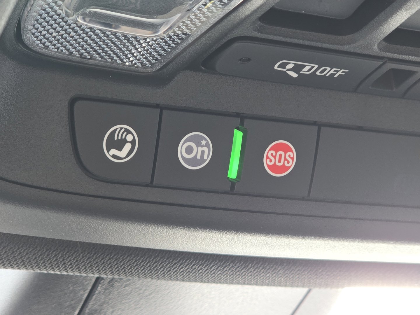 Used 2022 Chevrolet Traverse High Country image 16