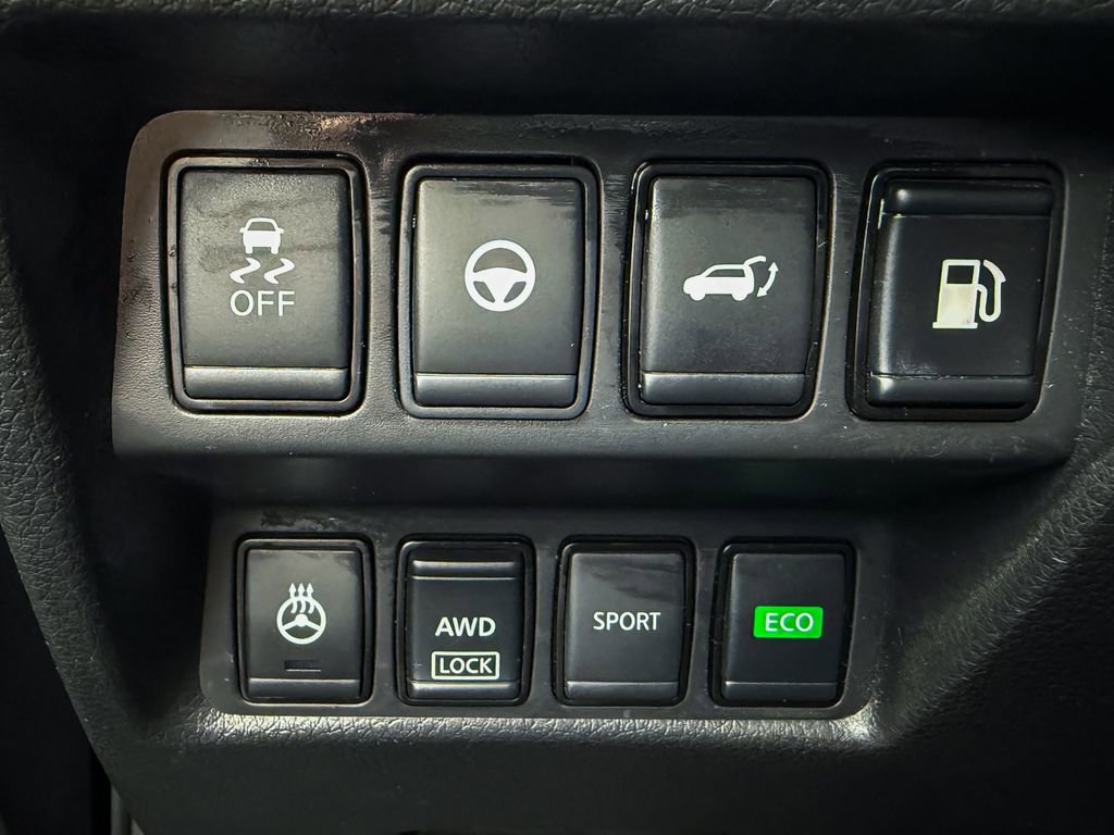 Used 2020 Nissan Rogue SL image 12