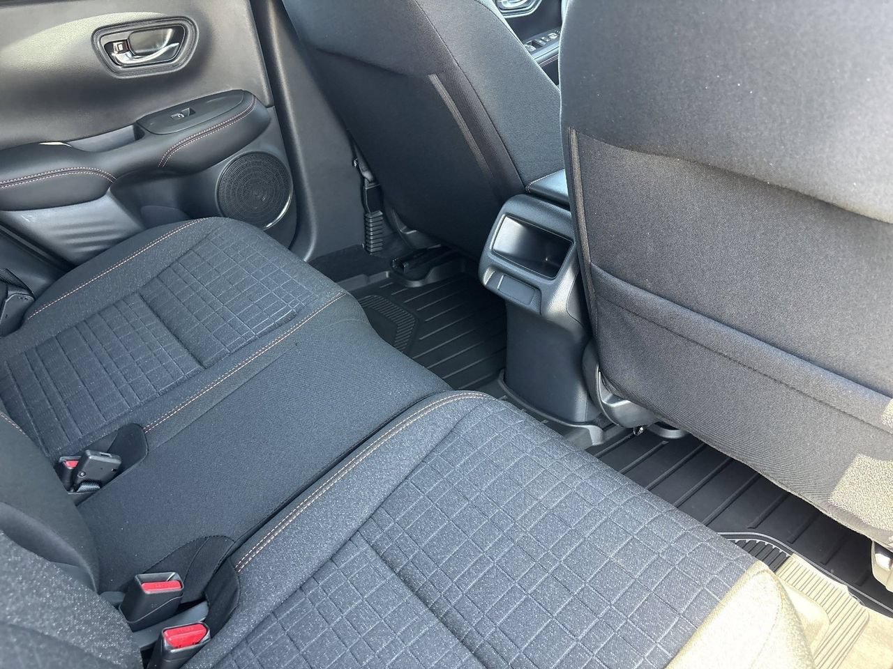 New 2027 Honda HR-V Sport image 10