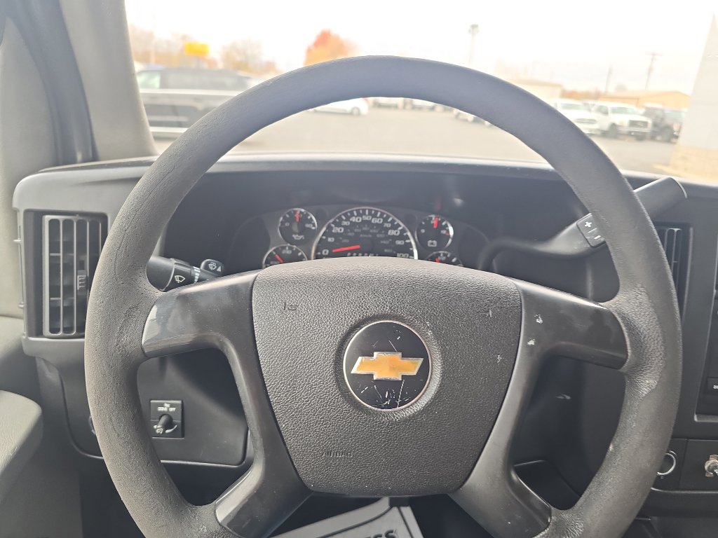 Used 2012 Chevrolet Express 3500 image 20
