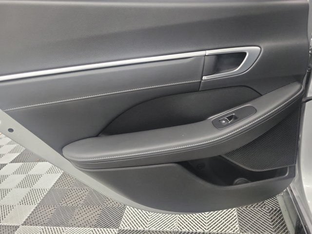 Used 2021 Hyundai Sonata Limited FWD image 14