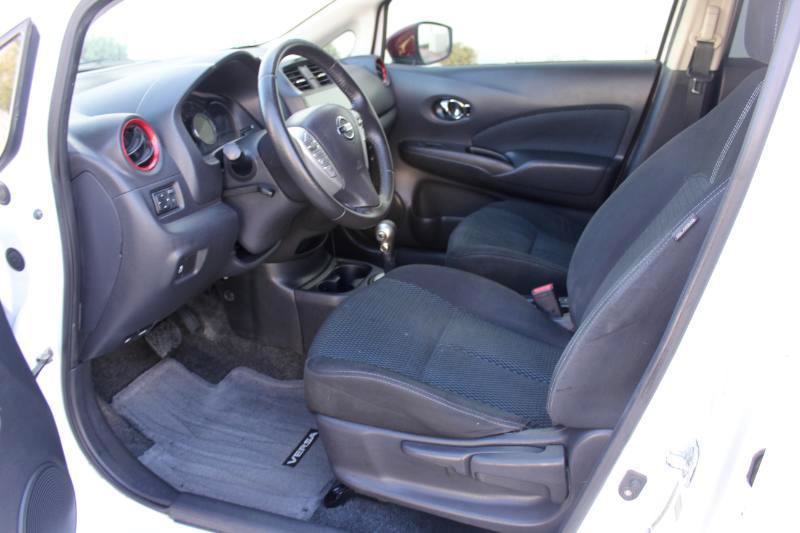 Used 2016 Nissan Versa Note SV FWD image 9