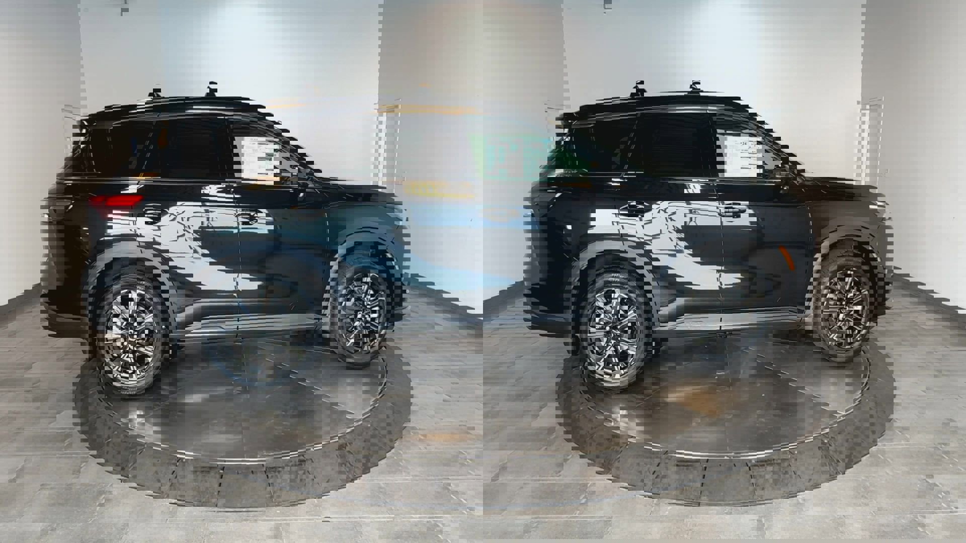 New 2026 INFINITI QX60 Autograph w/ Dark Cargo Package image 9