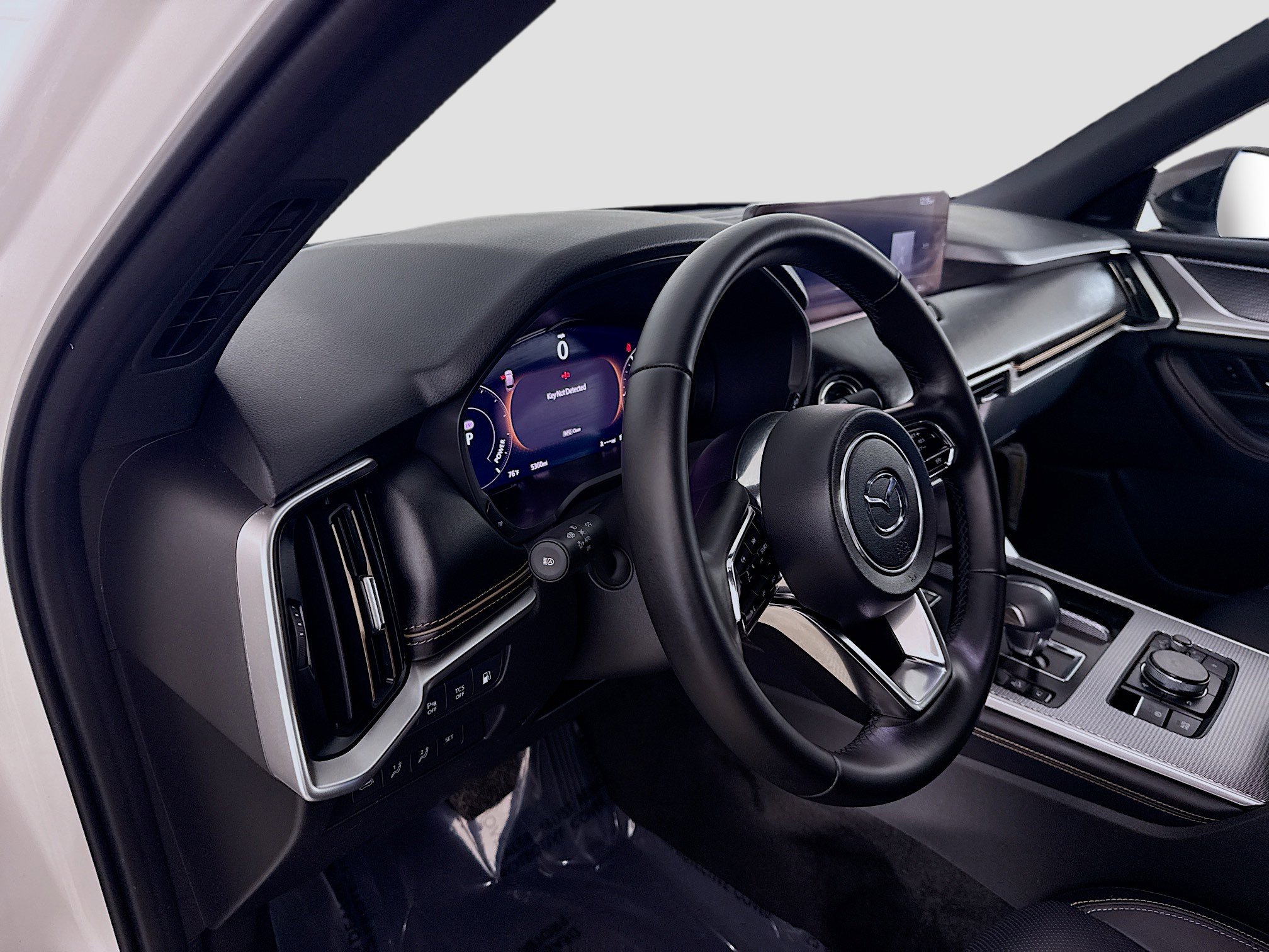 Used 2025 MAZDA CX-70 Plug-In Hybrid w/ Premium Plus image 23