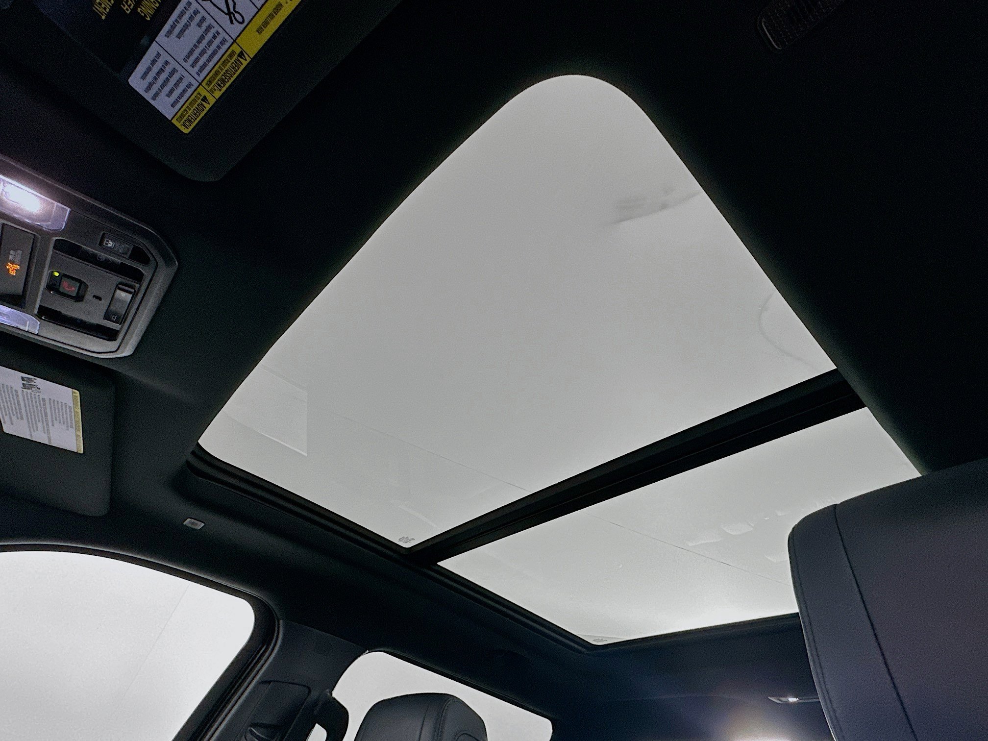 Used 2025 Toyota Tundra Limited image 26