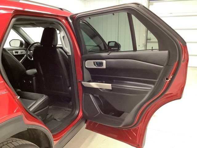 Used 2021 Ford Explorer Limited AWD/4WD image 9