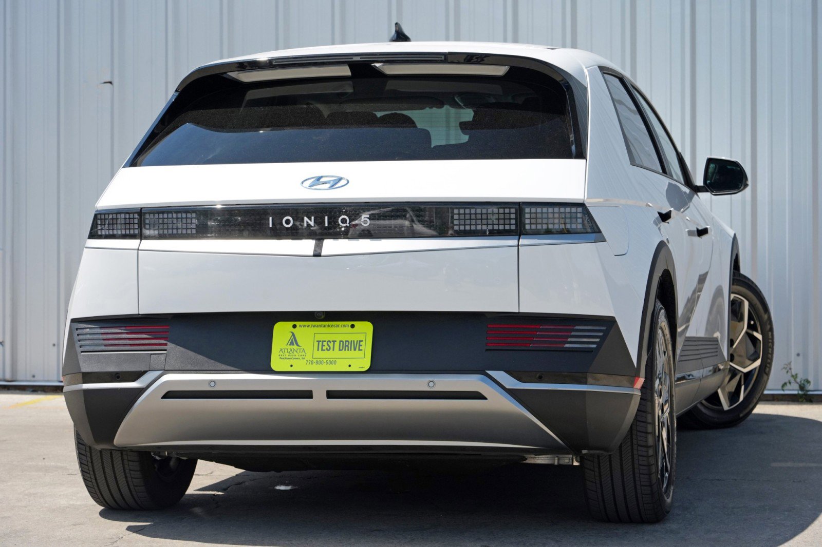 Used 2024 Hyundai Ioniq 5 SE RWD image 4