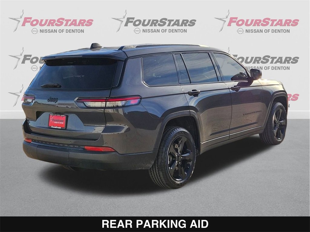 Used 2023 Jeep Grand Cherokee L Laredo image 4