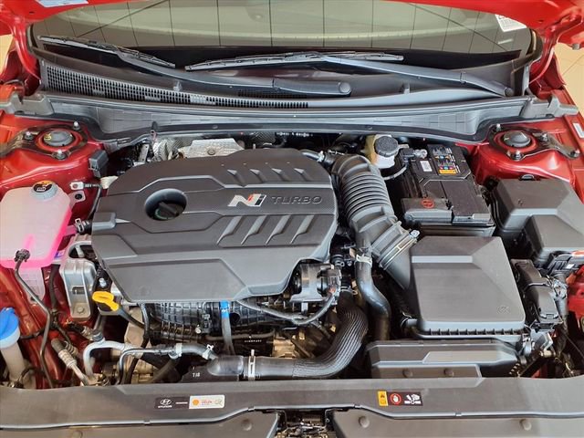 New 2025 Hyundai Elantra N w/ Cargo Package FWD image 11