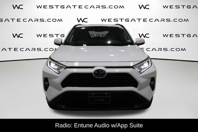 Used 2019 Toyota RAV4 XLE AWD/4WD image 4