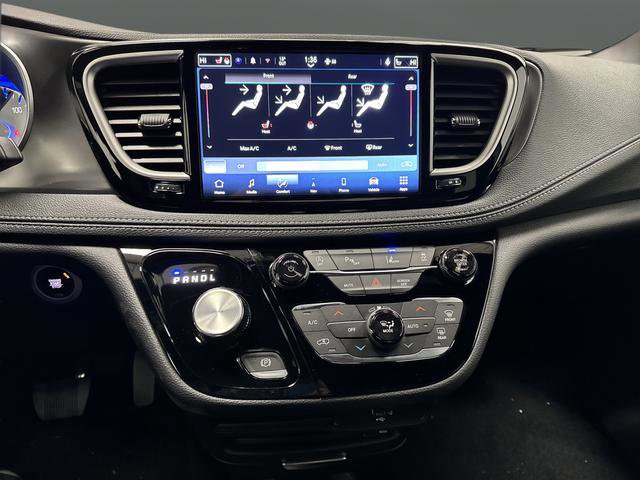 New 2026 Chrysler Pacifica Select image 8