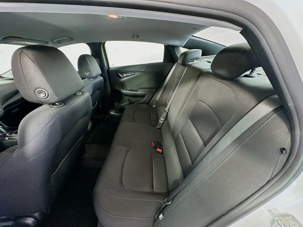 Used 2020 Chevrolet Malibu LS image 22