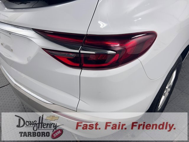 Used 2020 Buick Enclave Essence image 14