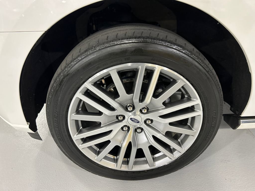 Used 2023 Ford Expedition Platinum AWD/4WD image 8