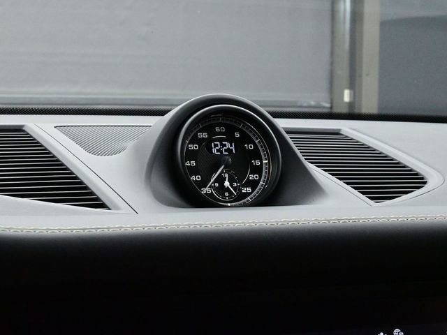 New 2026 Porsche Macan Turbo image 12