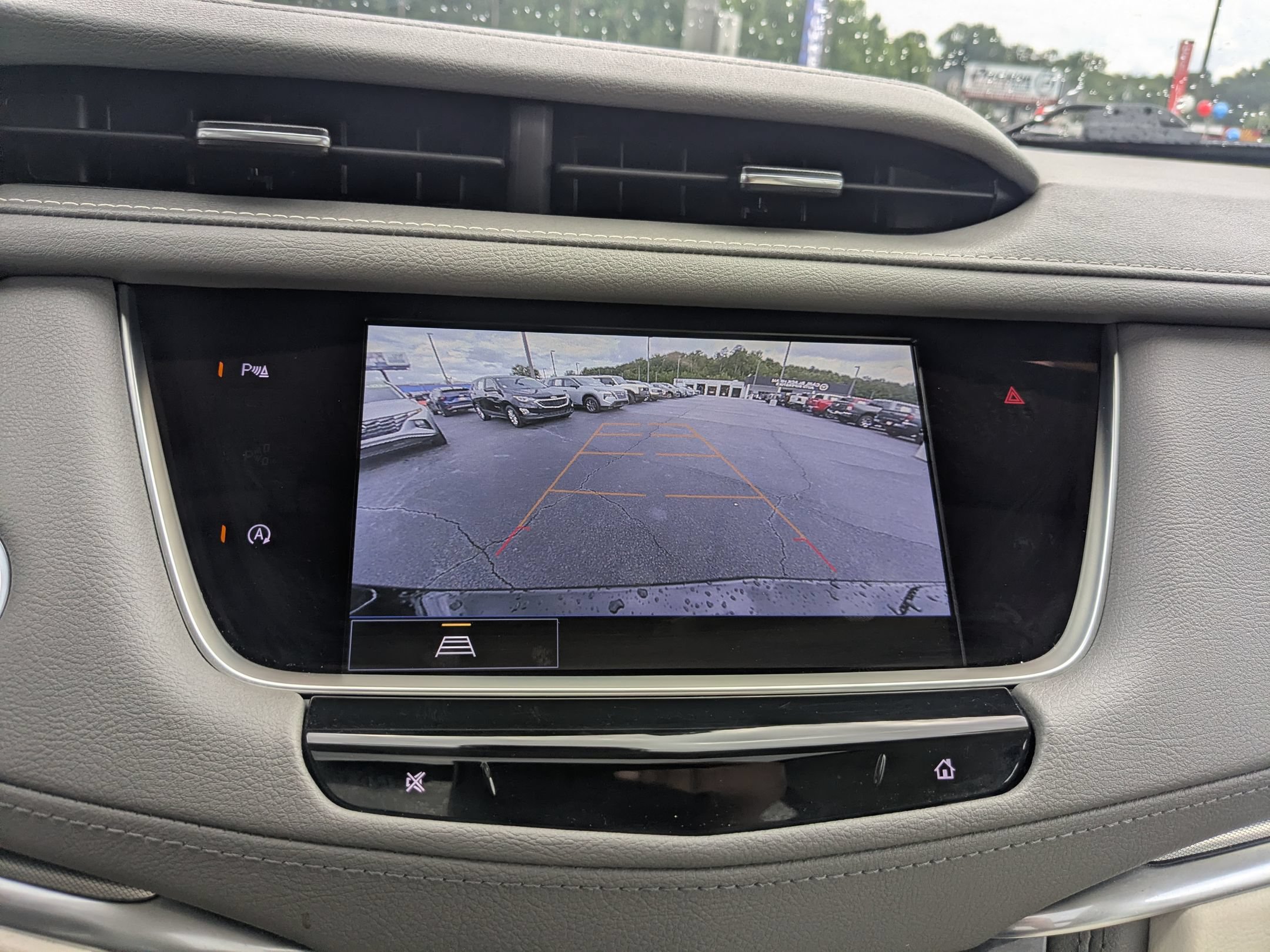 Used 2023 Cadillac XT5 Premium Luxury w/ LPO, Floor Liner Package FWD image 19