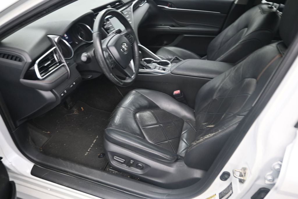 Used 2018 Toyota Camry XLE FWD image 10
