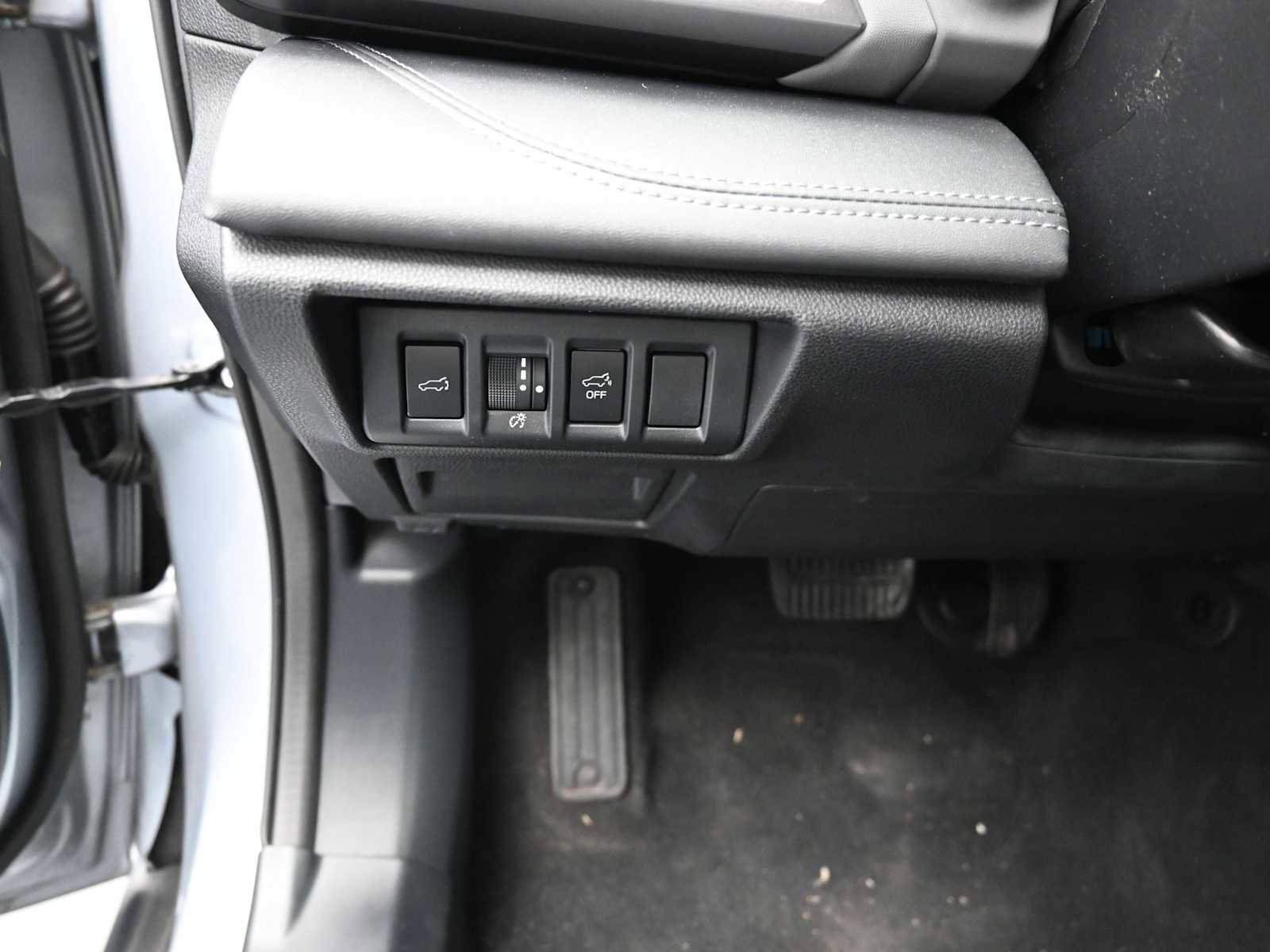 Used 2022 Subaru Outback Limited image 11