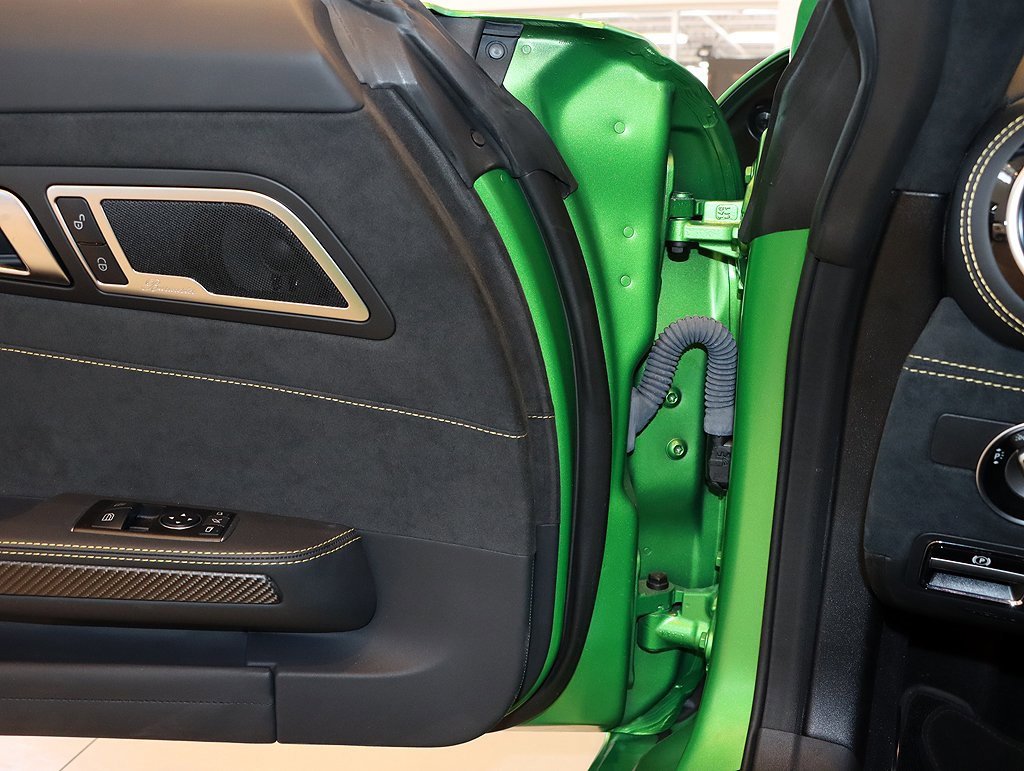 Used 2018 Mercedes-Benz AMG GT R image 53