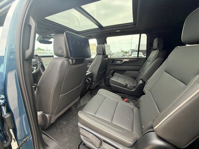 New 2026 GMC Yukon XL Elevation w/ Elevation Premium Package AWD/4WD image 21