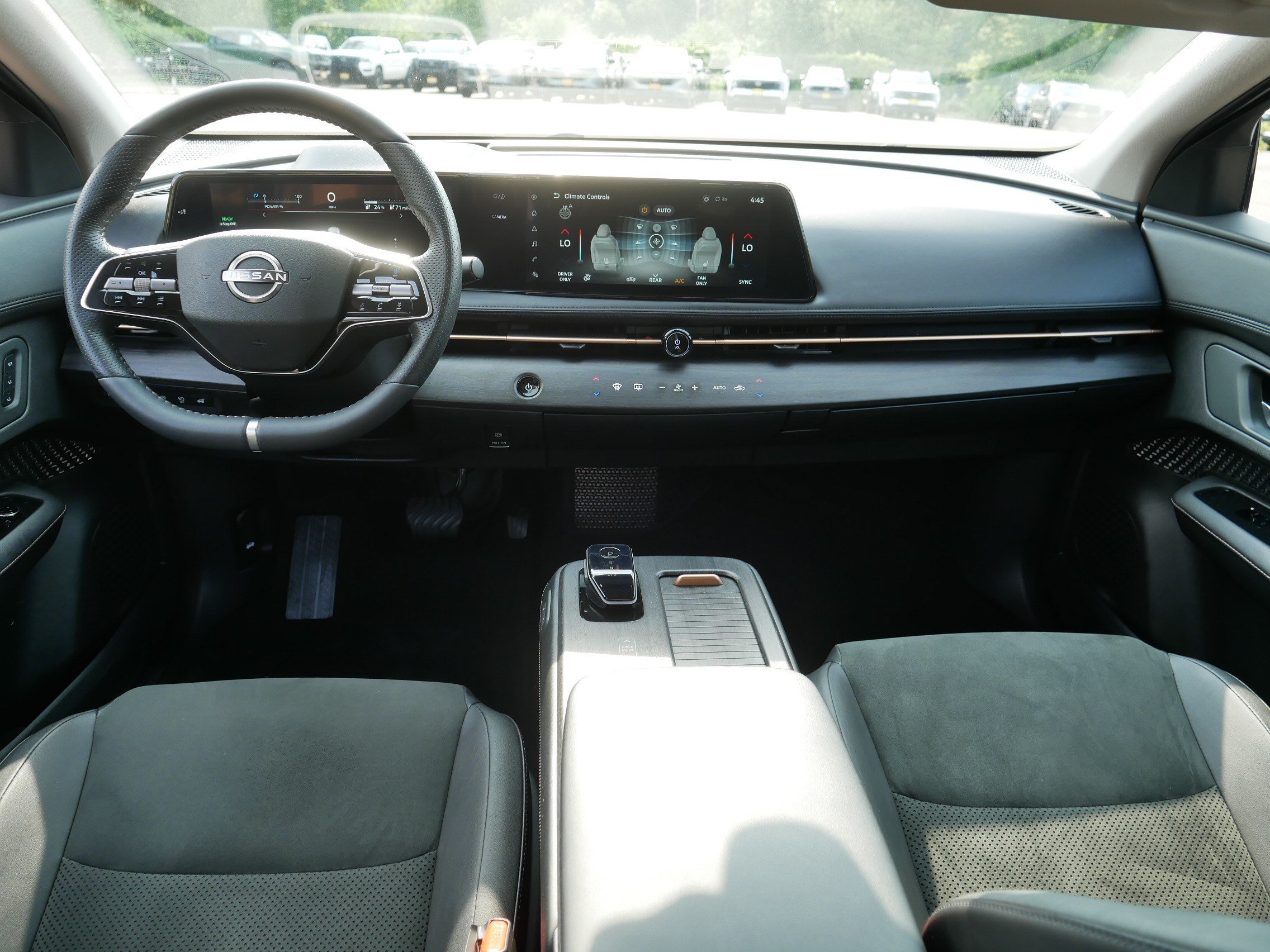 Certified 2024 Nissan Ariya AWD image 10