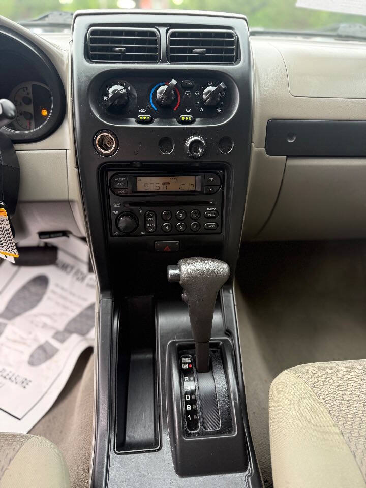 Used 2004 Nissan Xterra XE RWD image 16