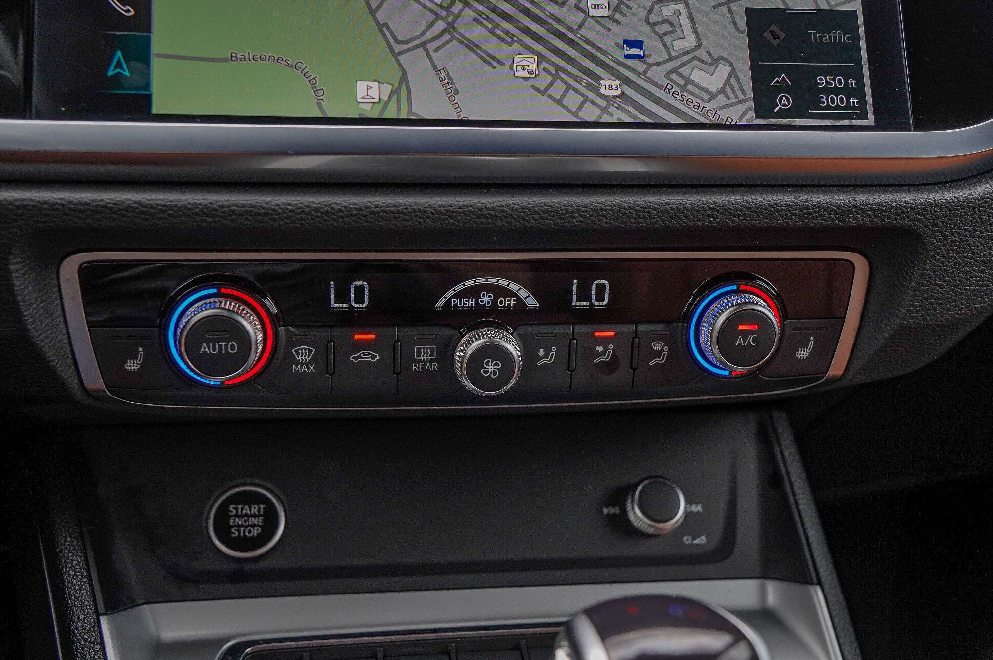 Certified 2025 Audi Q3 2.0T Premium Plus w/ Premium Plus Package image 17