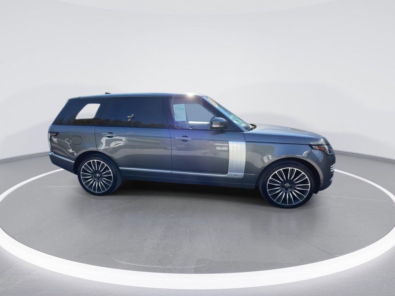 Used 2019 Land Rover Range Rover Long Wheelbase Autobiography image 23